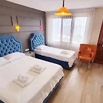 Motel Assos Nazan Restoran Sokakagzi