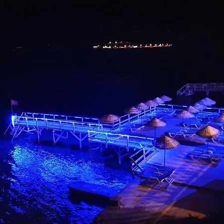 Assos Nazan Restoran Sokakağzı