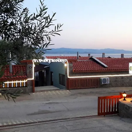 Assos Nazan Restoran Motel Sokakagzi