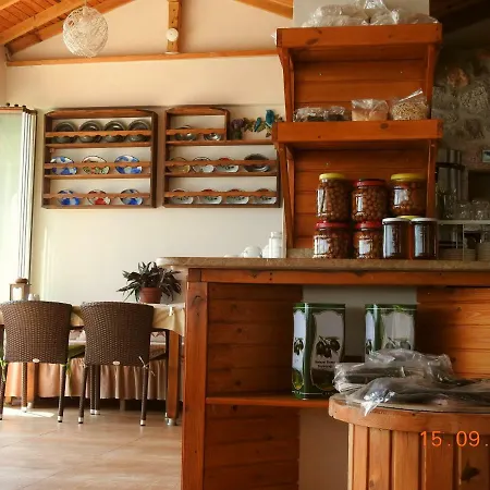 Assos Nazan Restoran מוטל 2*